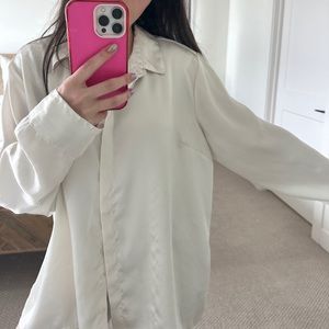 EXPRESS XL silk button down collared shirt